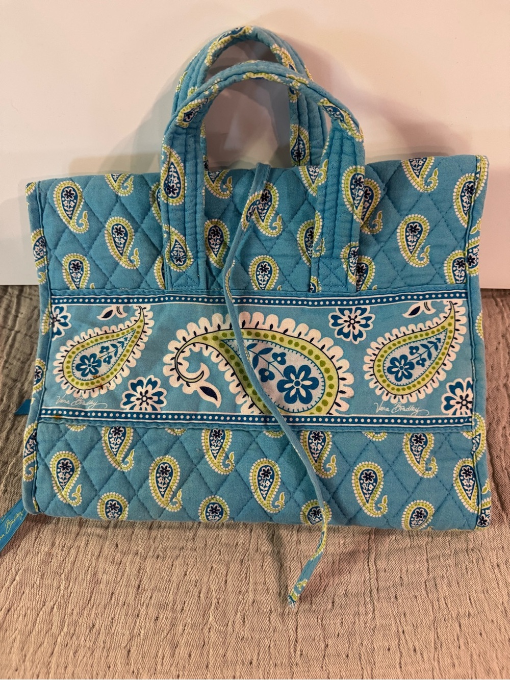 Vera Bradley Blue Paisley Cosmetics and Jewelry Hanging Organizer